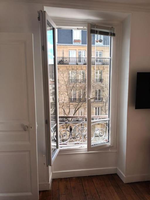 Tres Parisien Et Ensoleille Lägenhet Exteriör bild